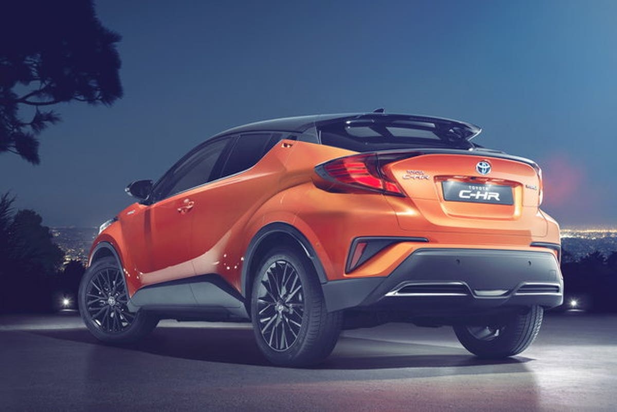 Toyota C-HR Hybrid Active promozione