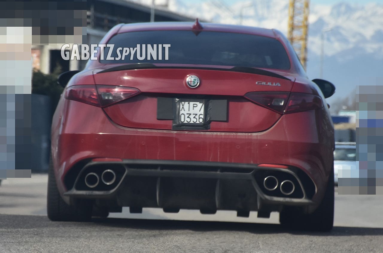 Alfa Romeo Giulia Quadrifoglio 2024 prototipo foto spia