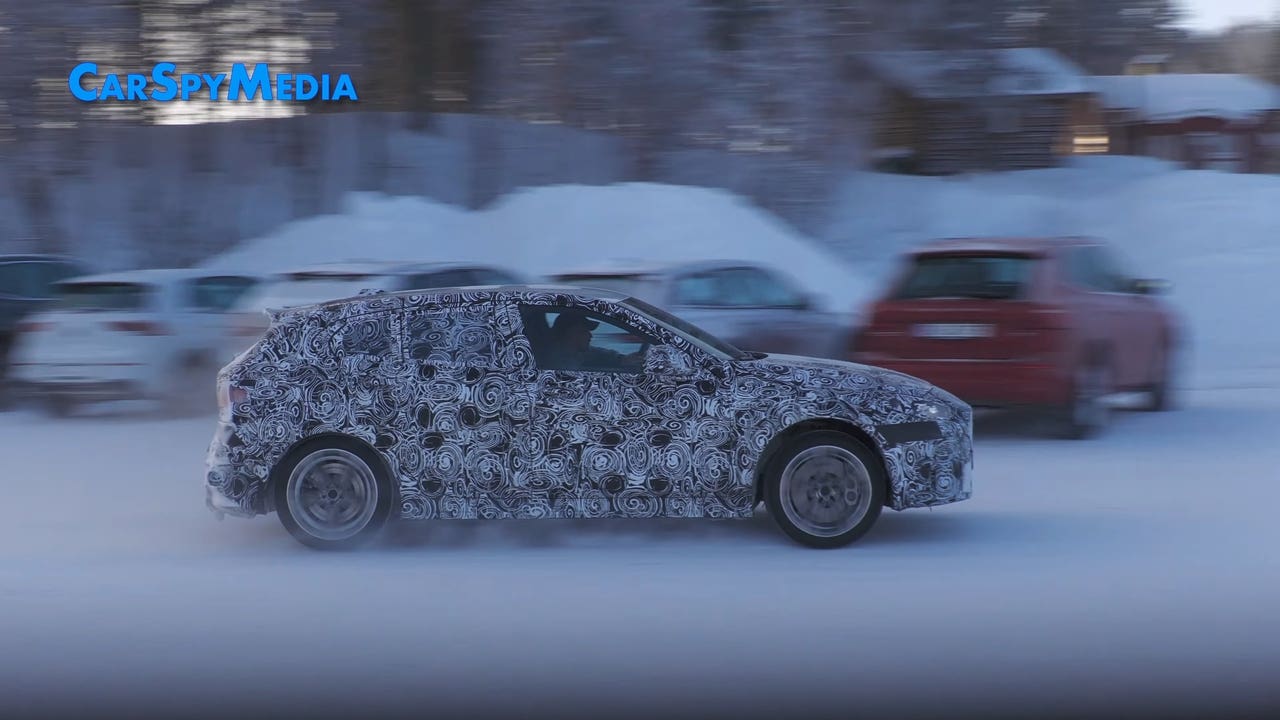 BMW Serie 1 2024 prototipi neve