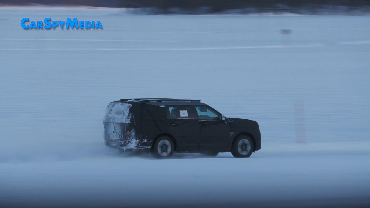 Hyundai Santa Fe 2024 prototipo Nord Europa