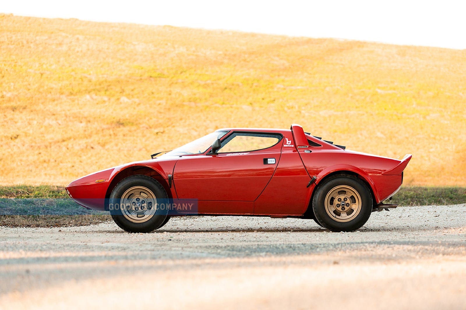 Lancia Stratos HF laterale