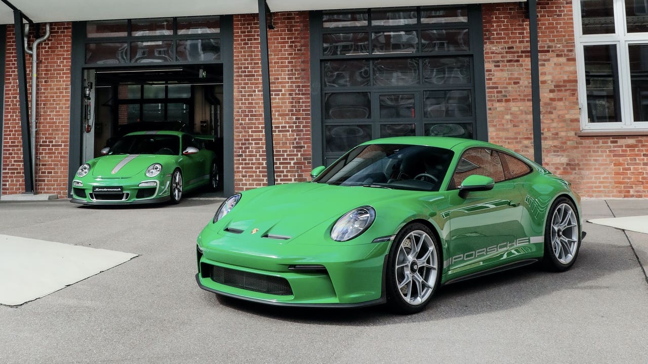 Porsche 911 GT3 Touring 992 Essmanngreen