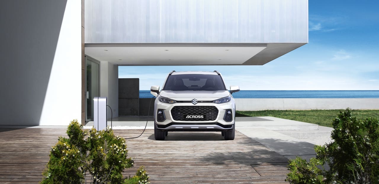 Suzuki Across Plug-in 2023