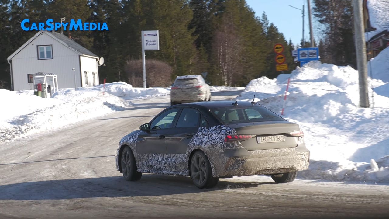 Audi A3 2024 prototipo test invernali