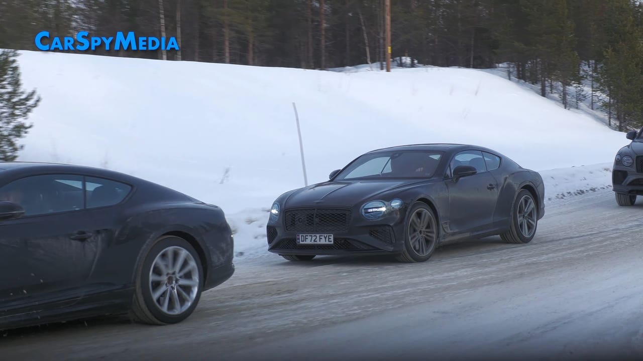 Bentley Continental GT 2024 prototipo neve