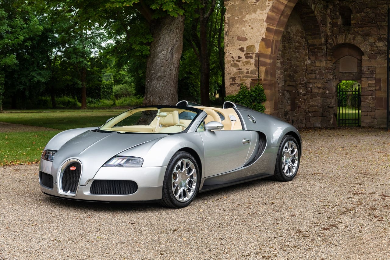 Bugatti Veyron restauro