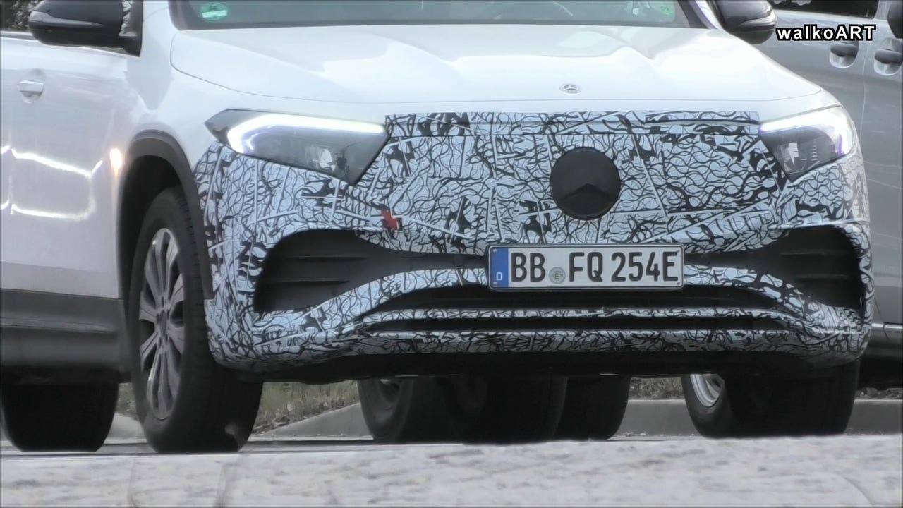 Mercedes EQB 2024 prototipi