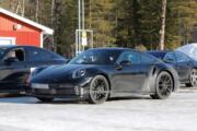 Porsche 911 Turbo 2024 prototipo foto spia