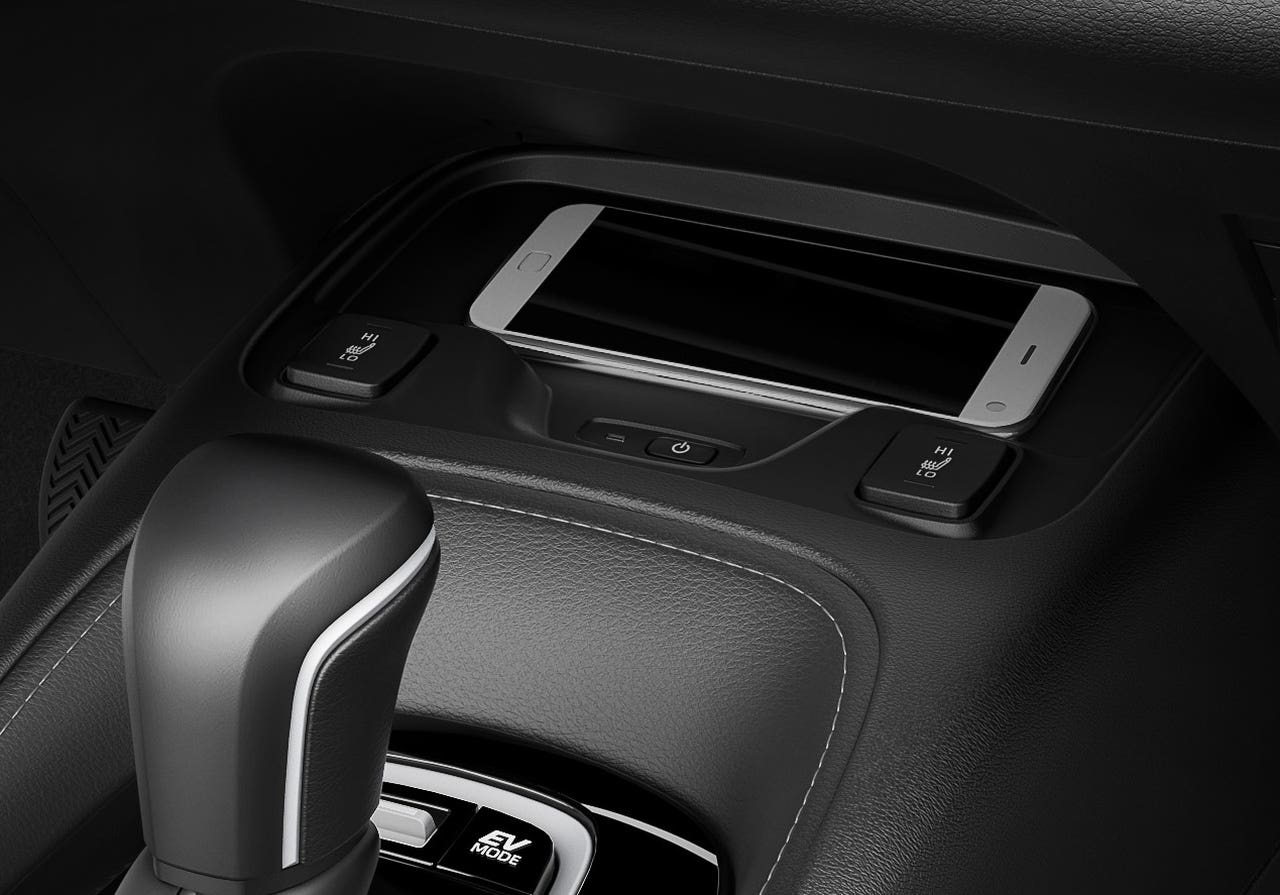 Suzuki Swace Hybrid 2023