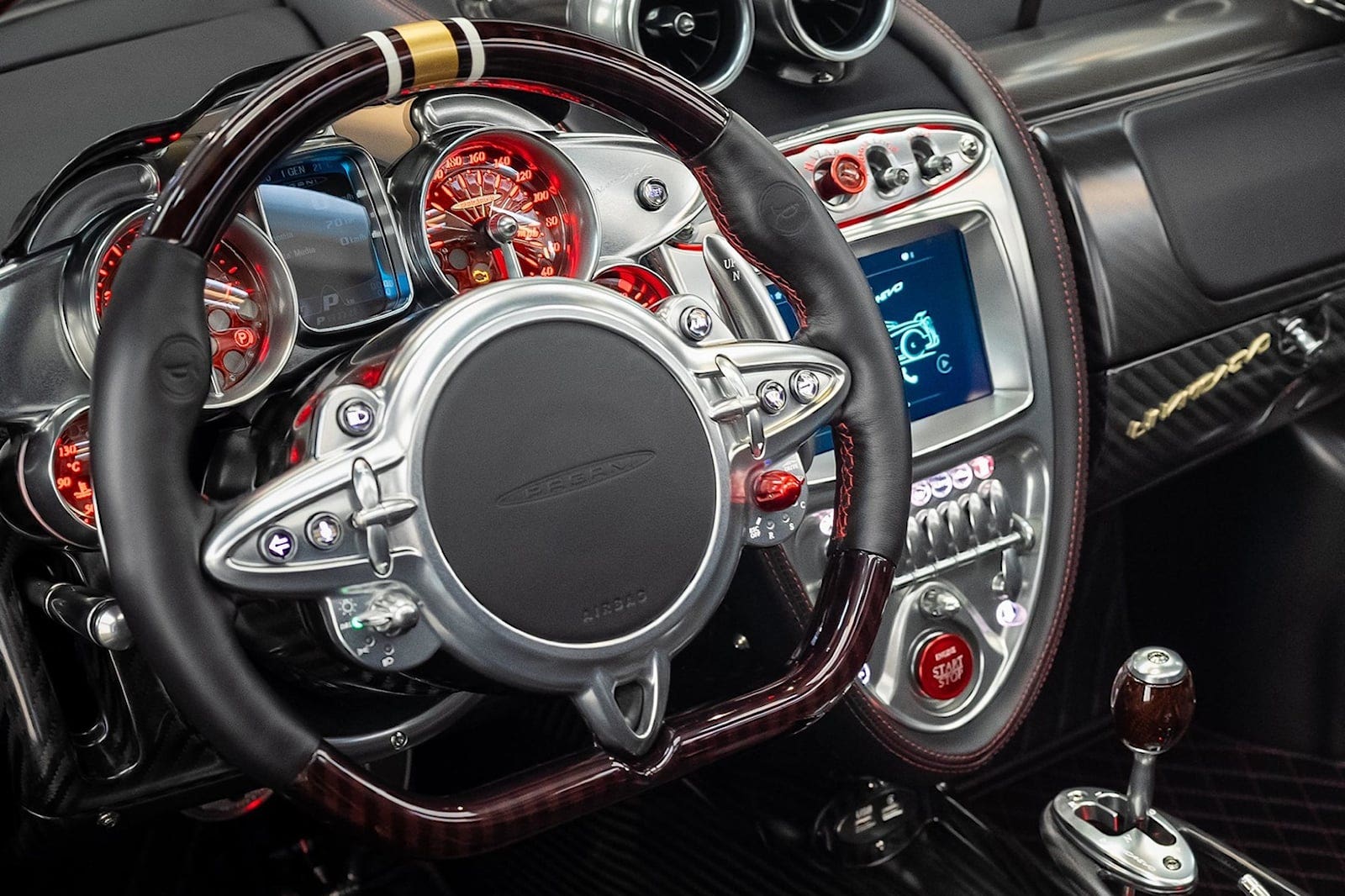 Volante Pagani Huayra Dinamica Evo