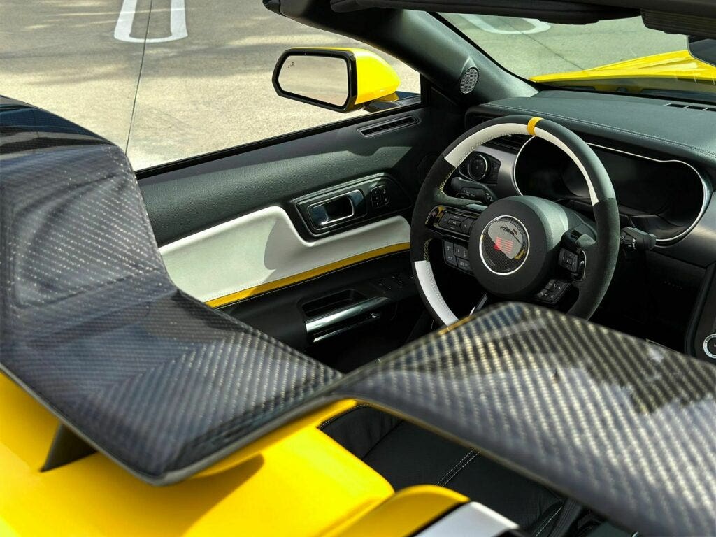 Saleen SA-40
