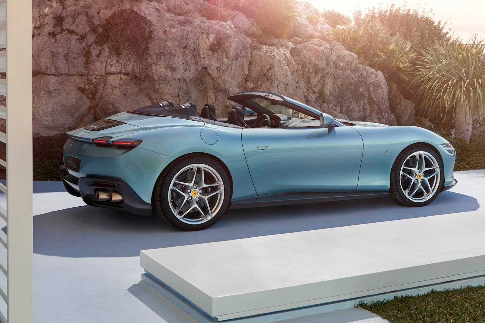Ferrari Roma Spider