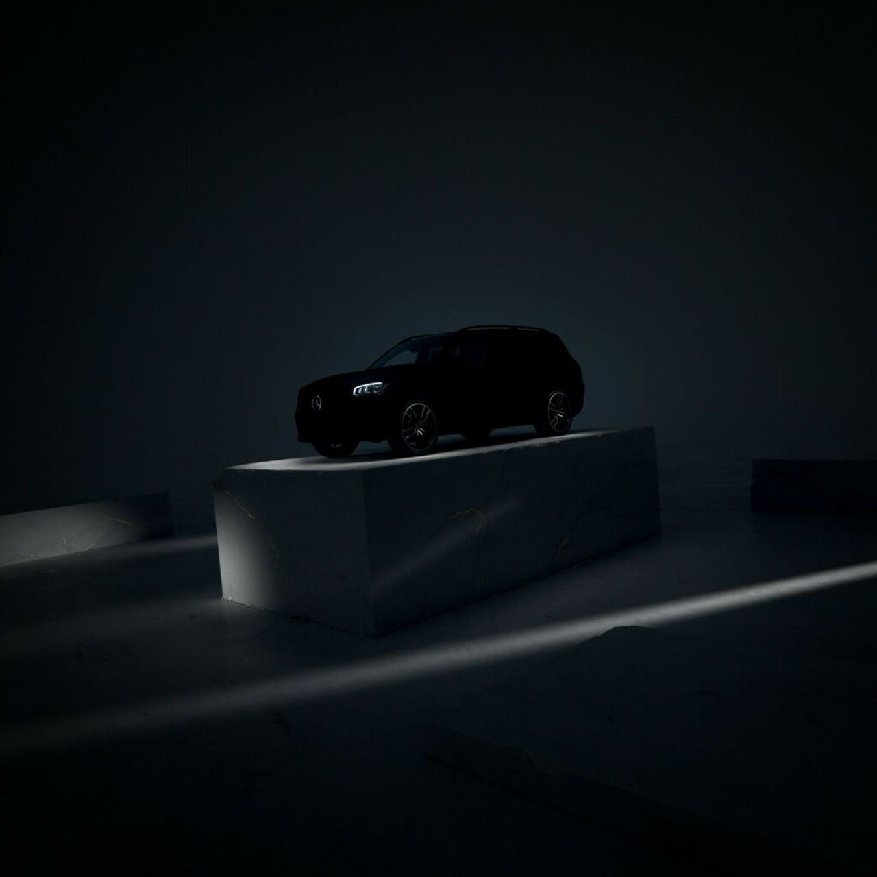Mercedes GLS 2024 teaser