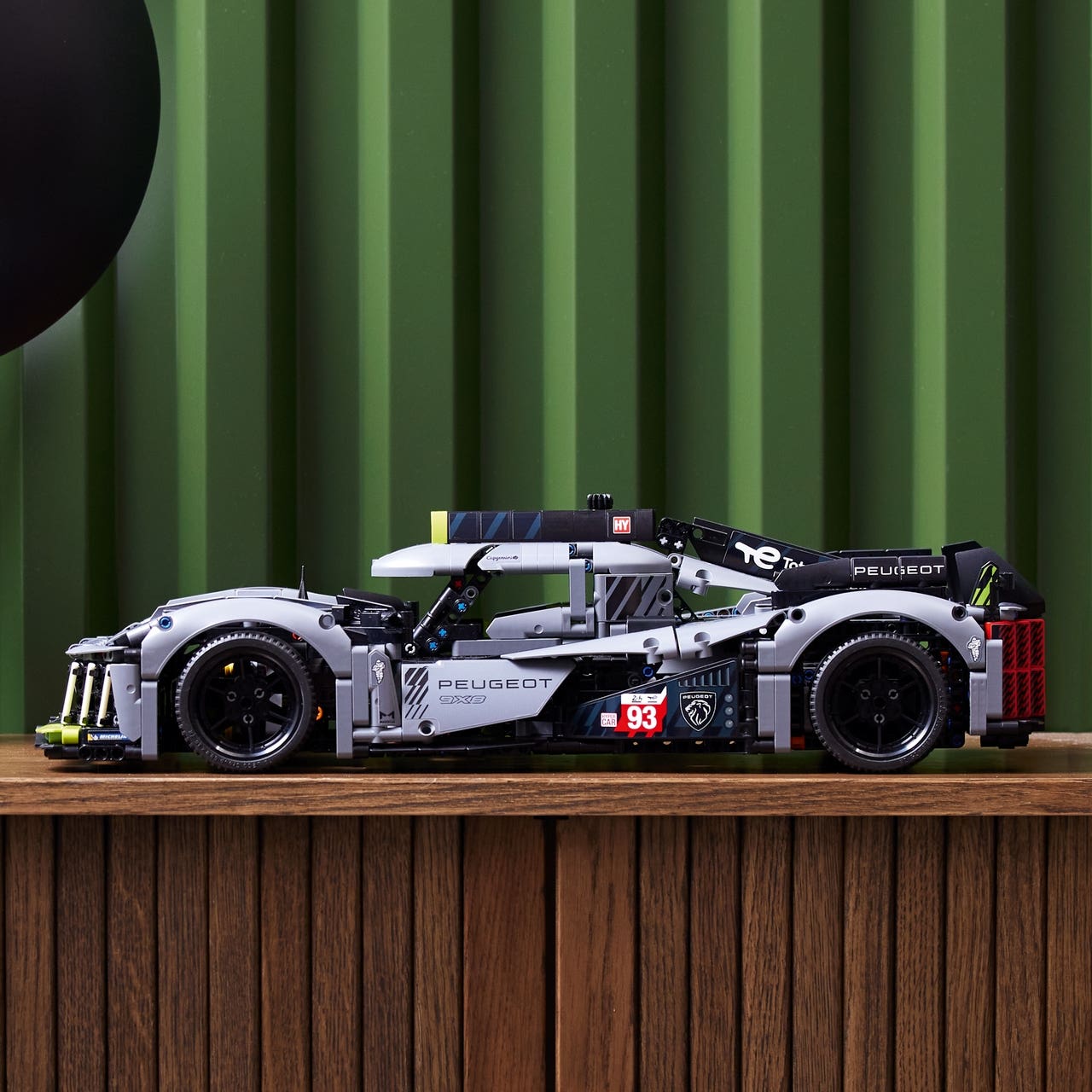 Peugeot 9X8 LEGO Technic