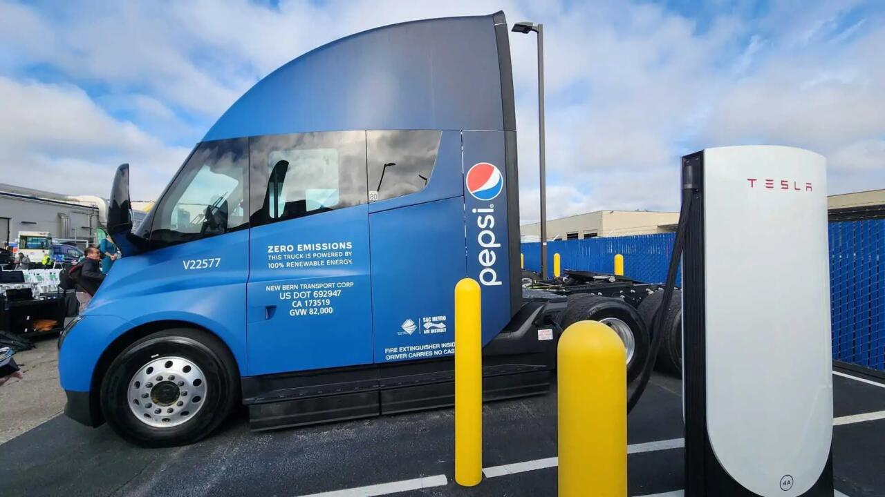 Tesla Semi Pepsi