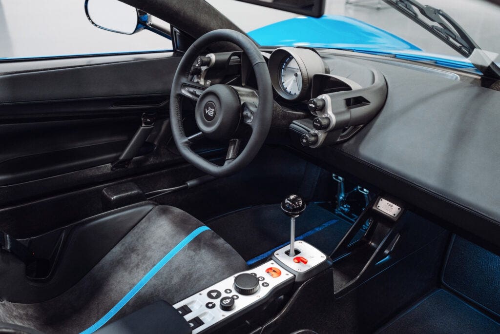 Interni T.33 Spider
