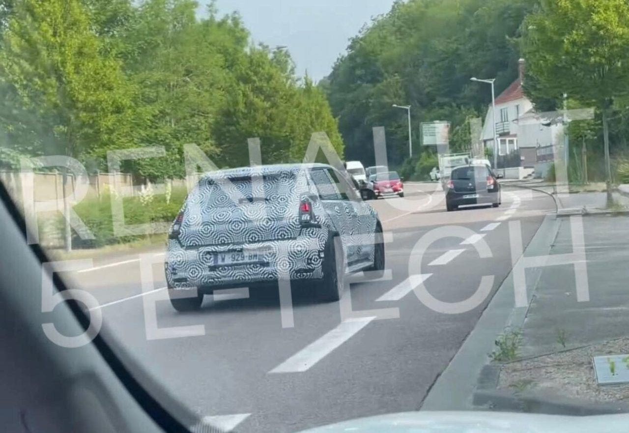 Renault R5 foto spia