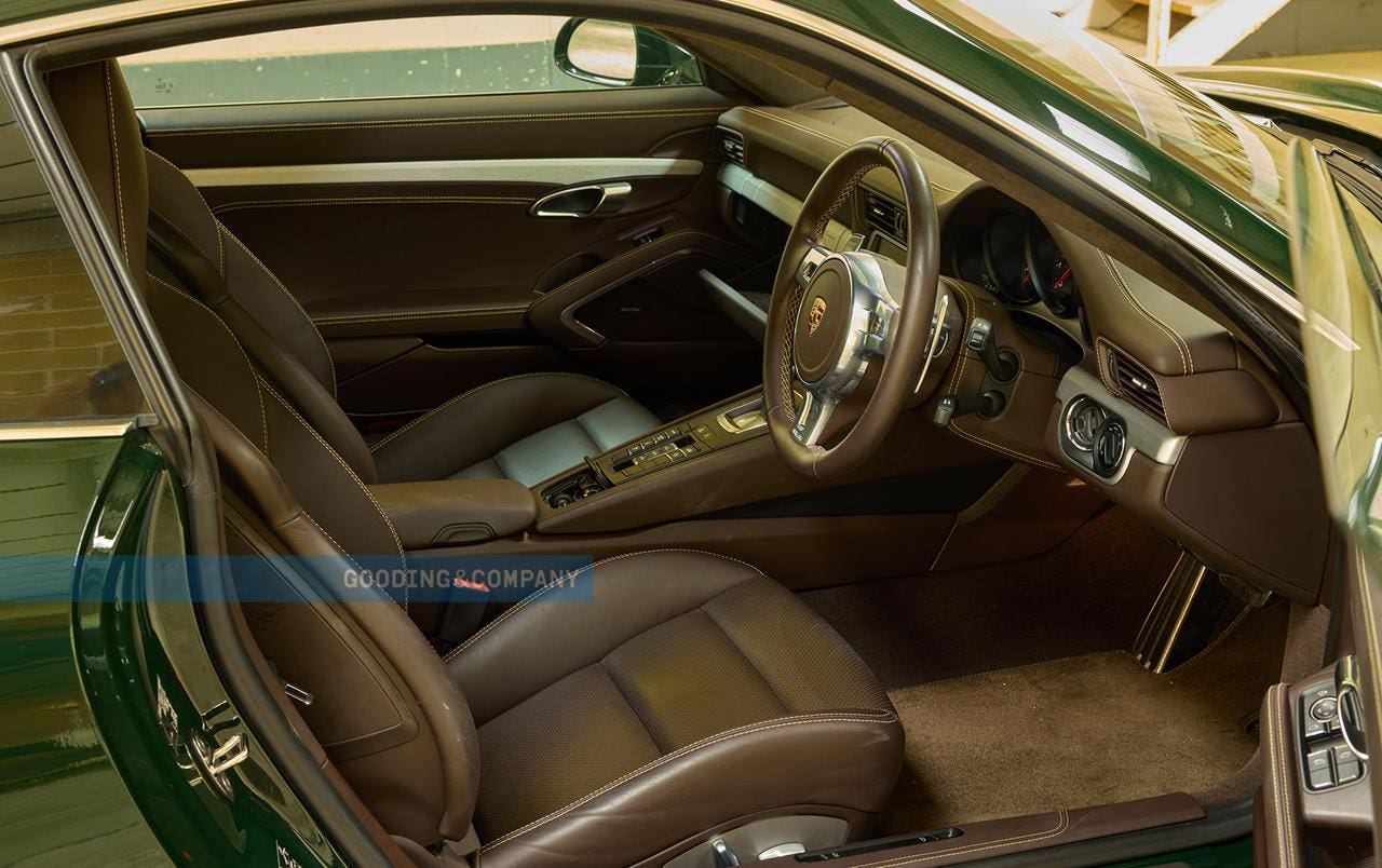 Porsche 911 Club Coupe 2012 asta