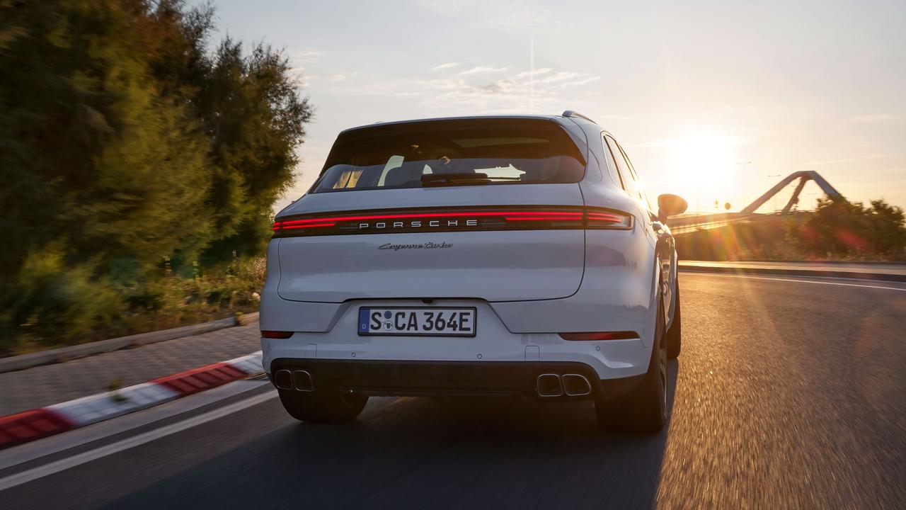 Porsche Cayenne Turbo E-Hybrid 2023