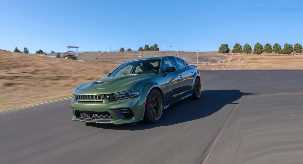 Dodge Charger Swinger