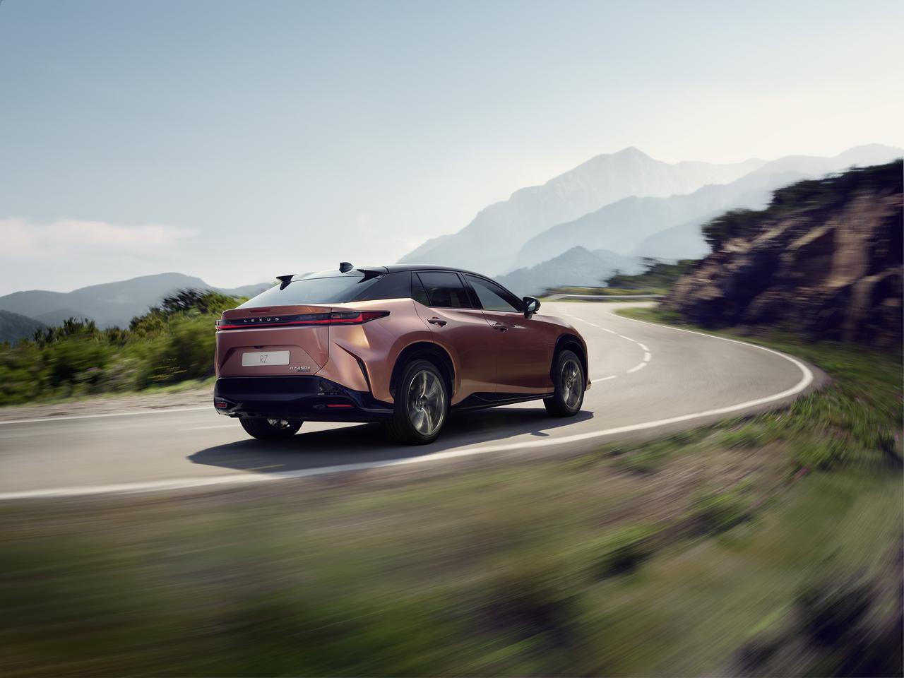 Lexus RZ cinque stelle Euro NCAP