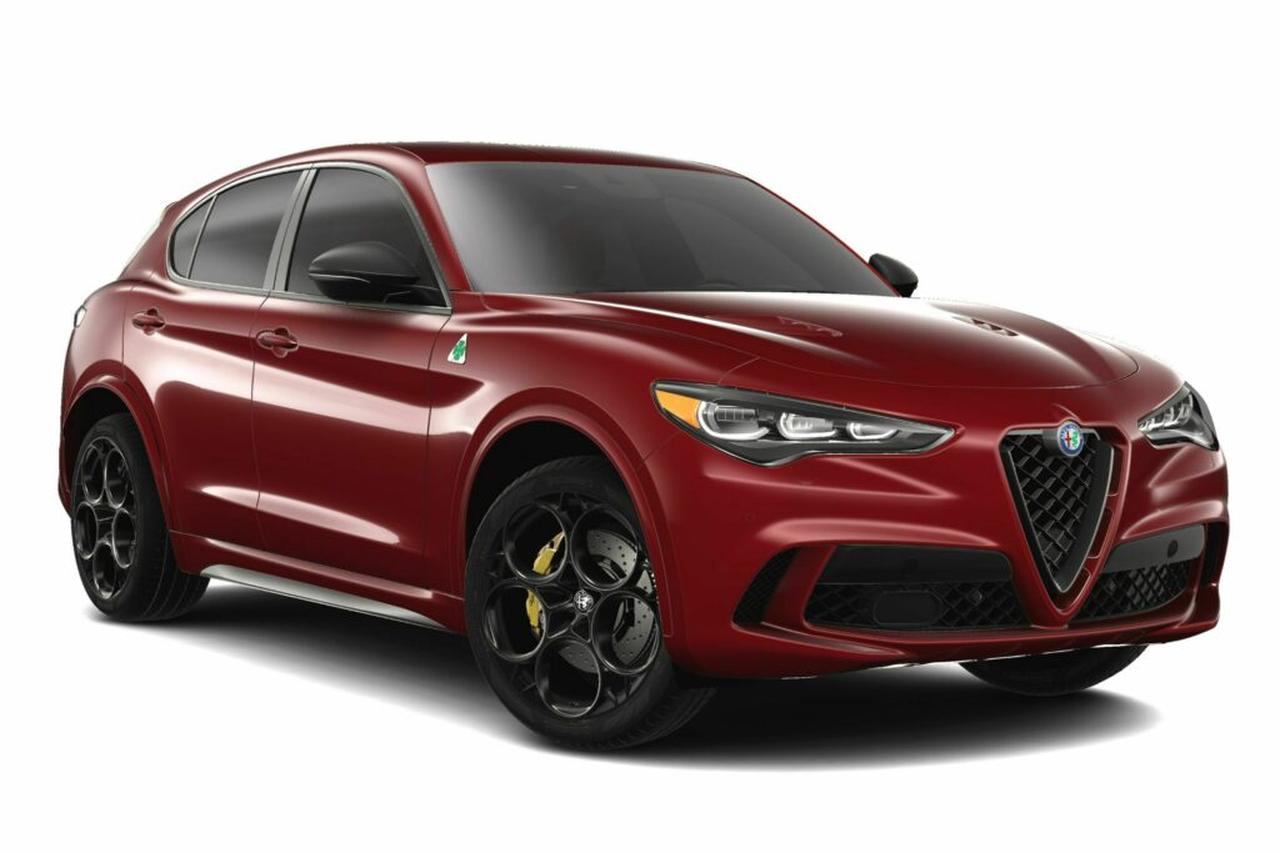 Alfa Romeo Giulia e Stelvio Quadrifoglio Carbon Edition 2024