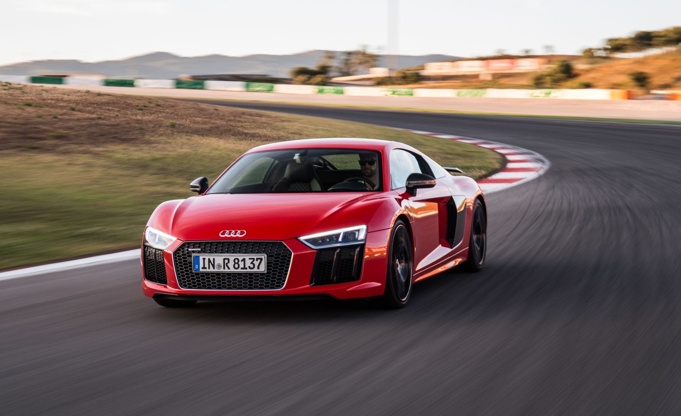 Audi R8