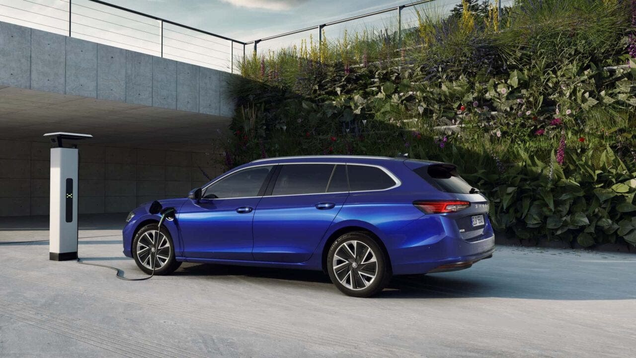 Nuova Skoda Superb