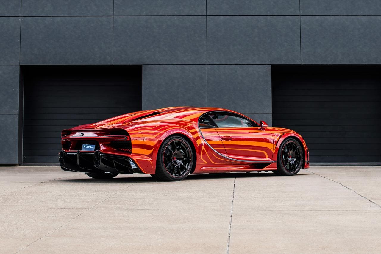 Bugatti Chiron Super Sport marito moglie