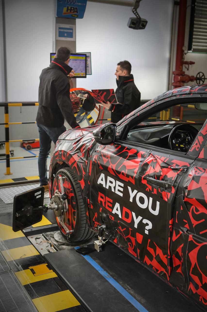 Alfa Romeo Milano test Balocco