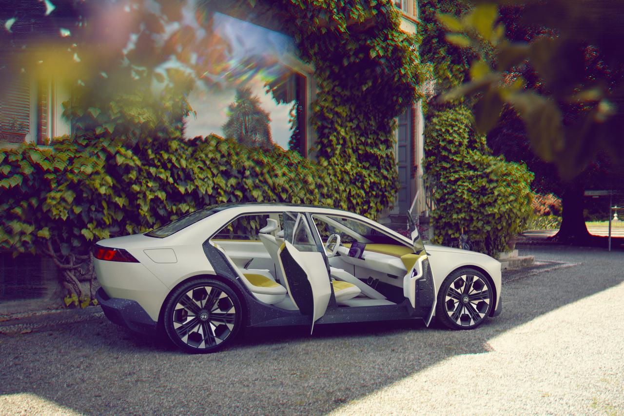 BMW Vision Neue Klasse interni Alcantara