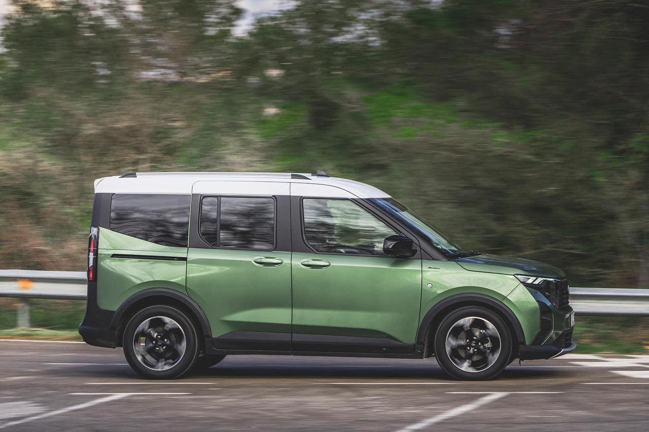 Ford Tourneo Courier 2025