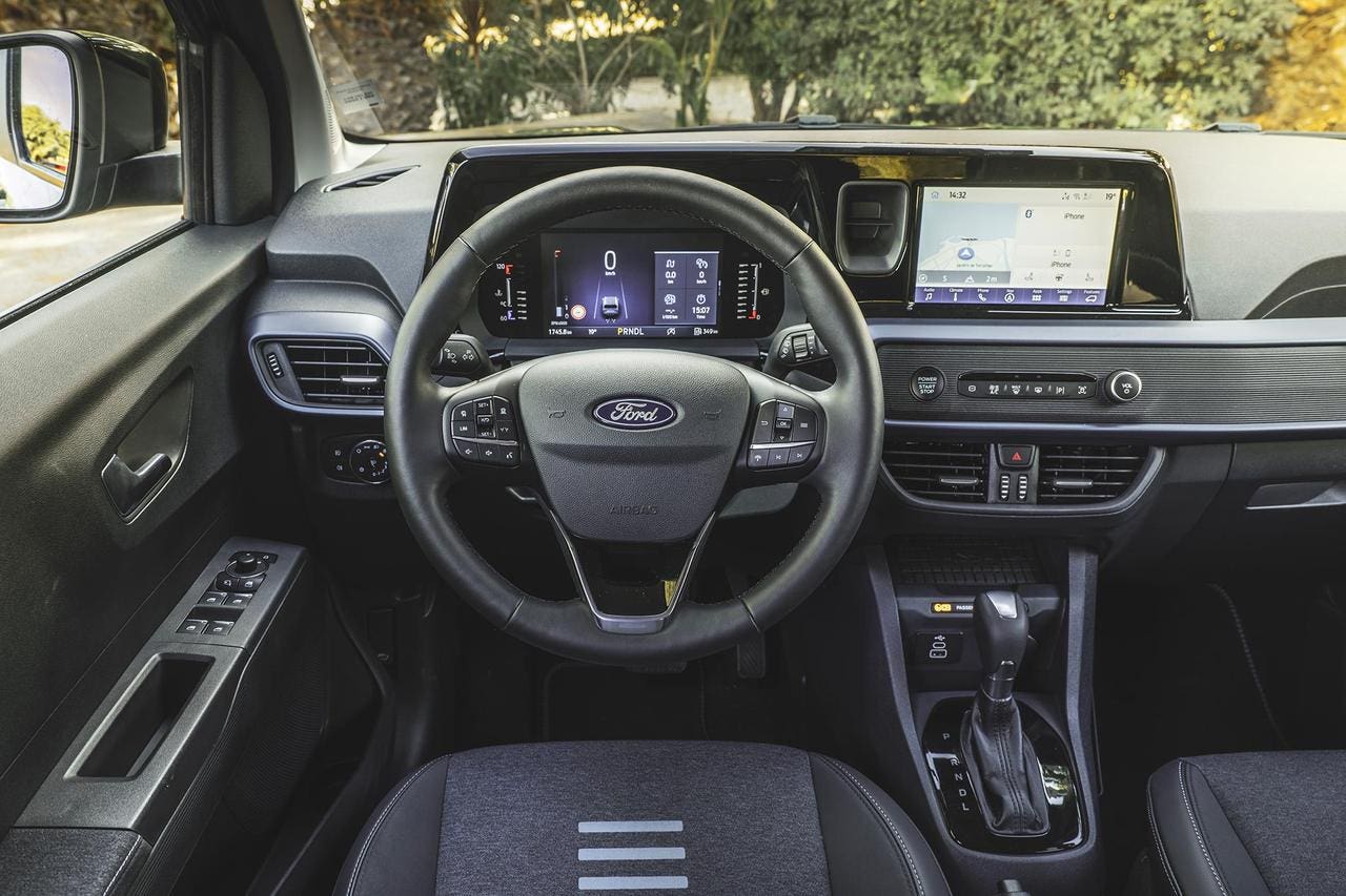 Ford Tourneo Courier 2025