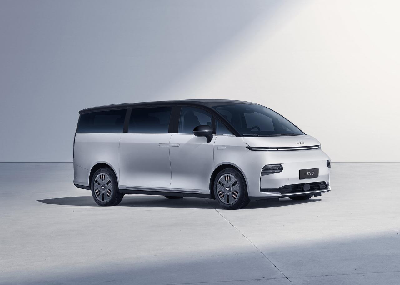 LEVC L380