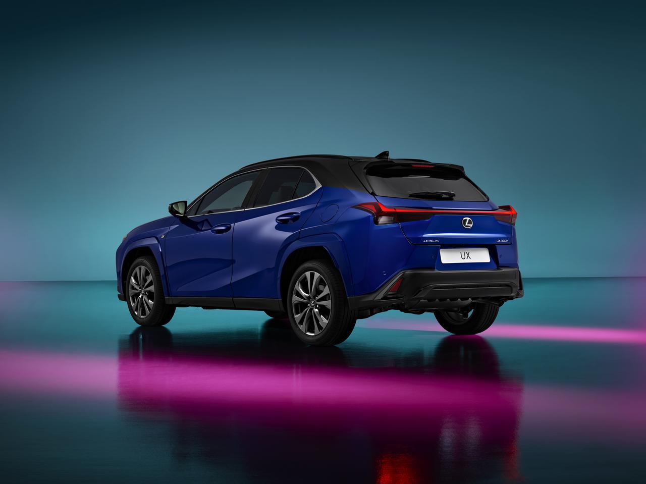 Lexus UX 2024