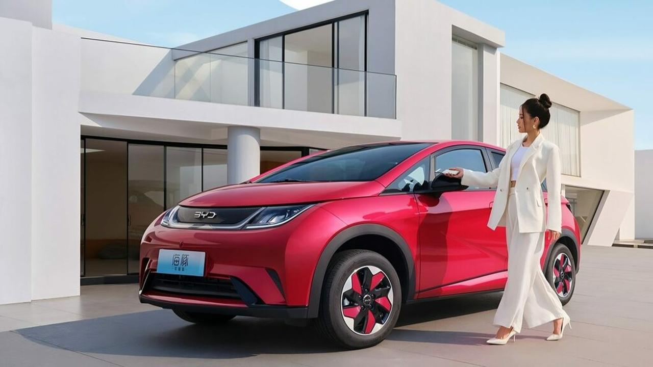 BYD Dolphin 2024 Cina