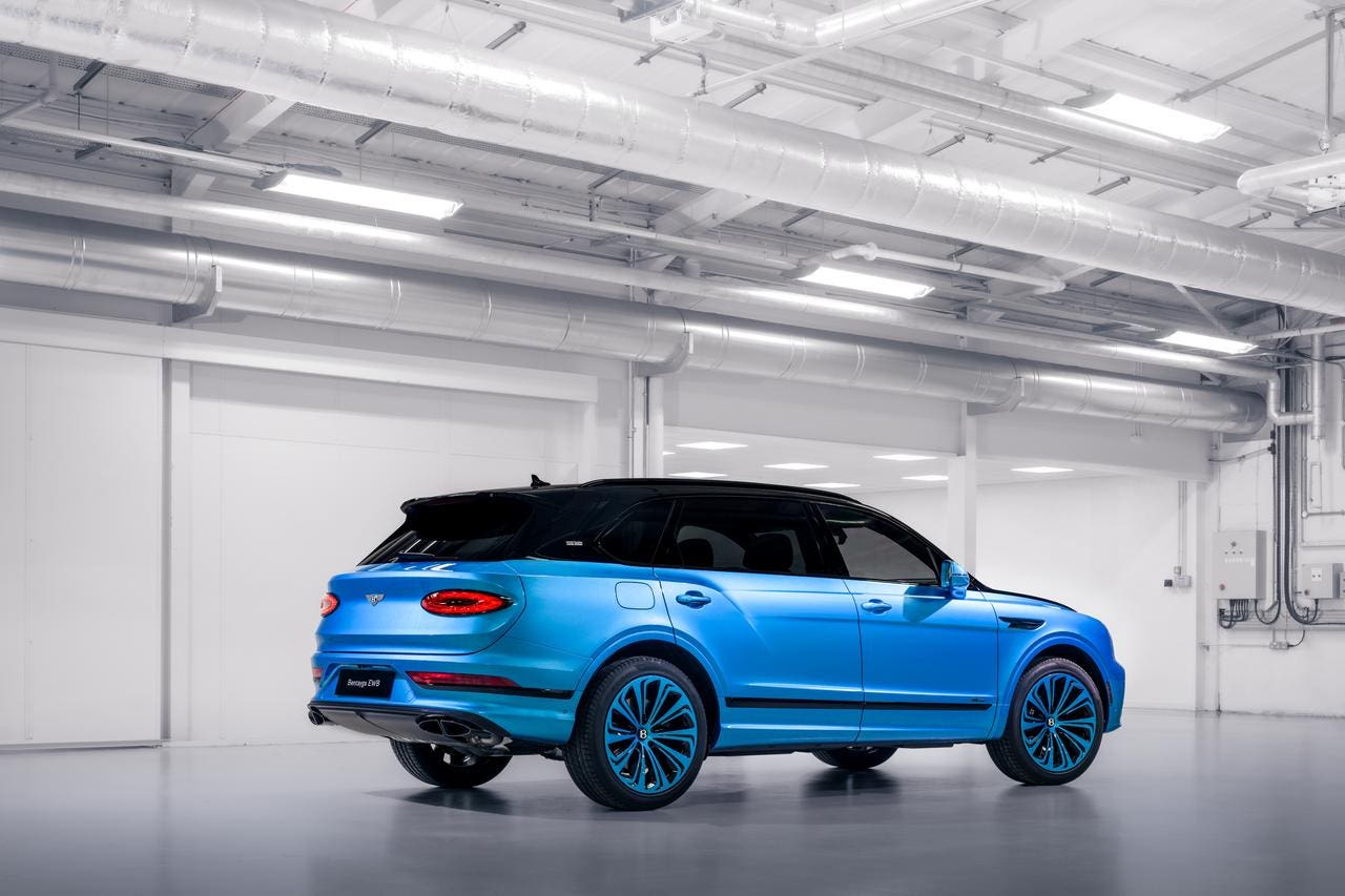 Bentley Bentayga EWB Kingfisher
