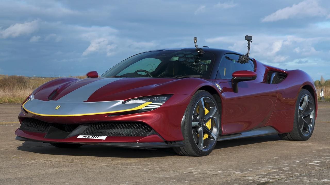 Ferrari SF90 Spider vs Porsche 918 Spyder