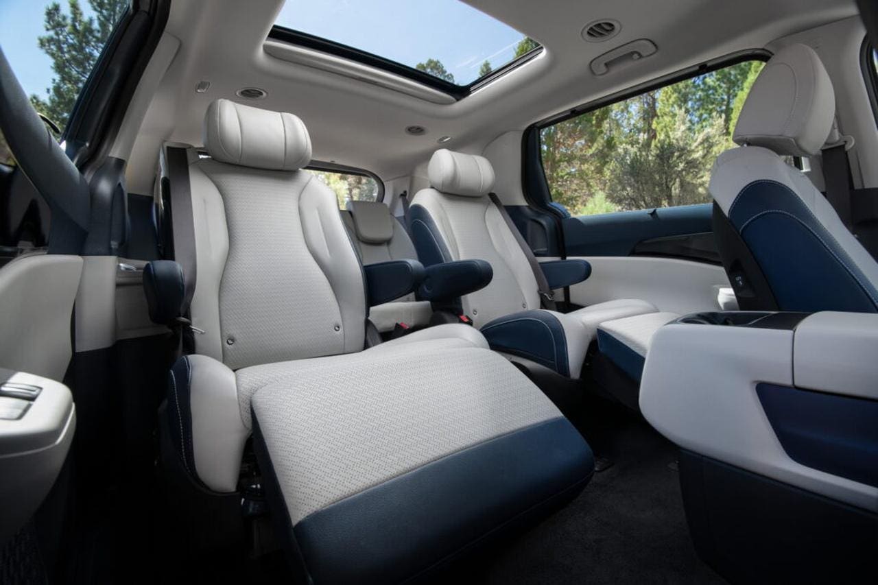 Kia Carnival 2025