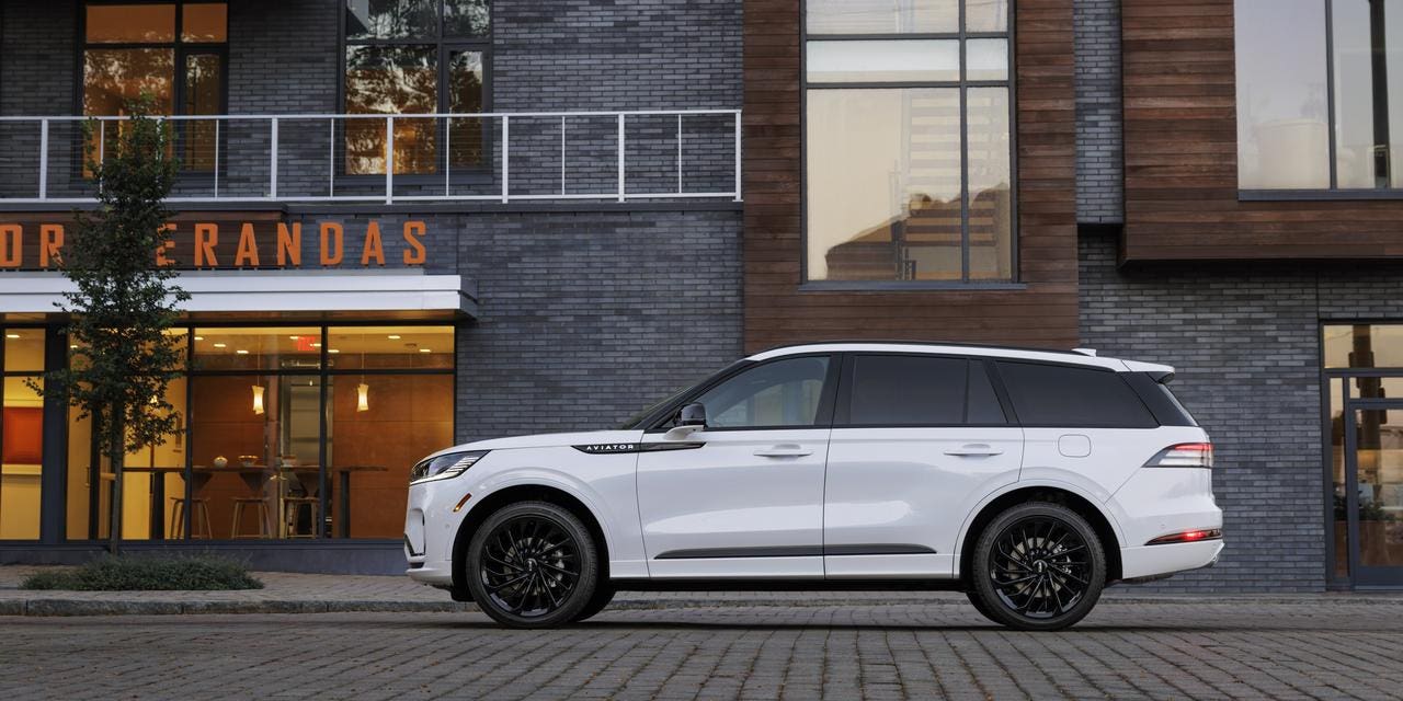 Lincoln Aviator 2025