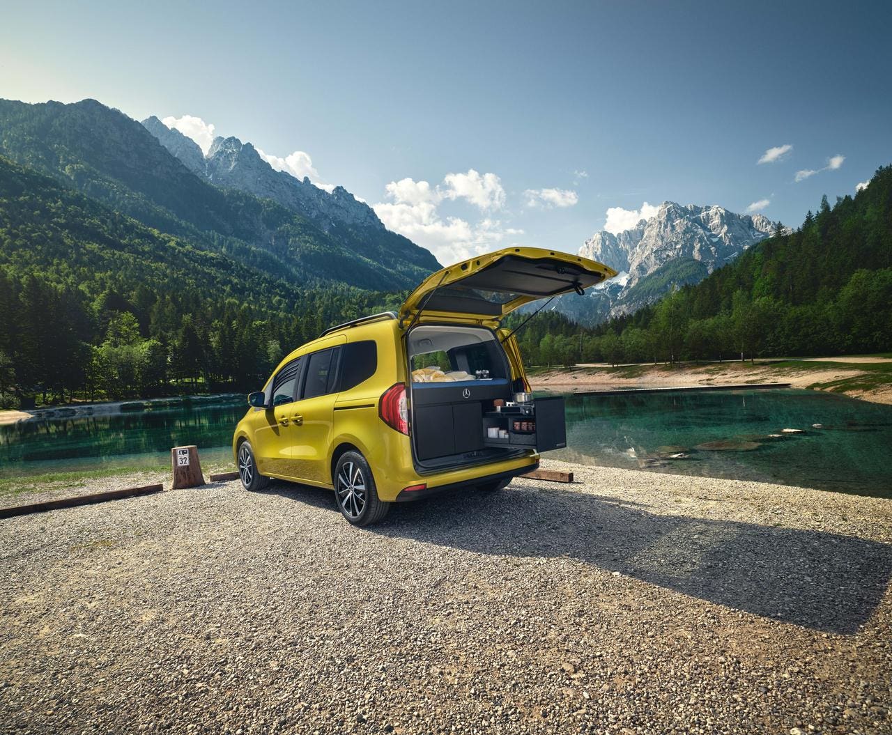 Mercedes Marco Polo 40 anni