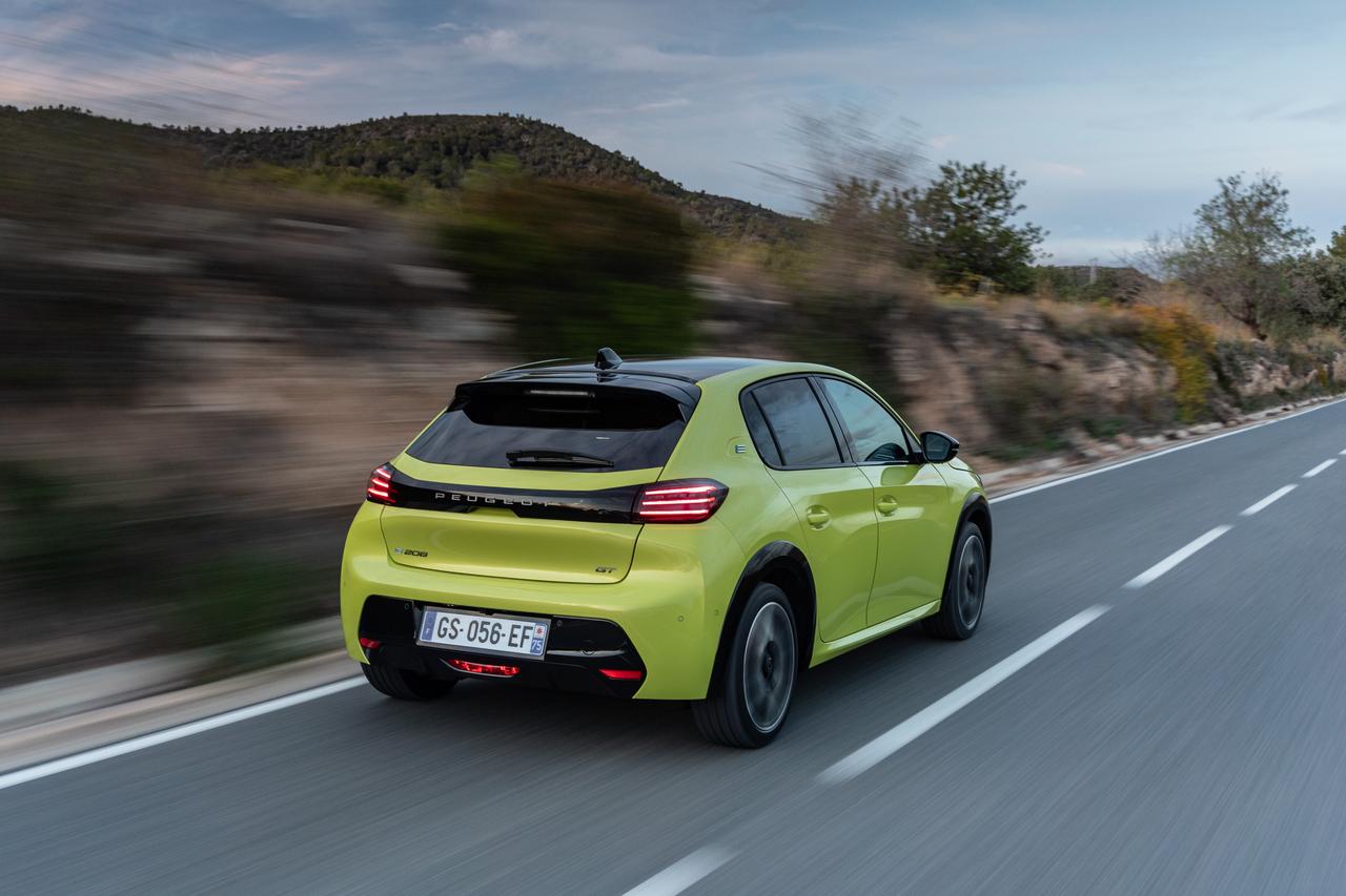 Peugeot vendite Italia gennaio 2024