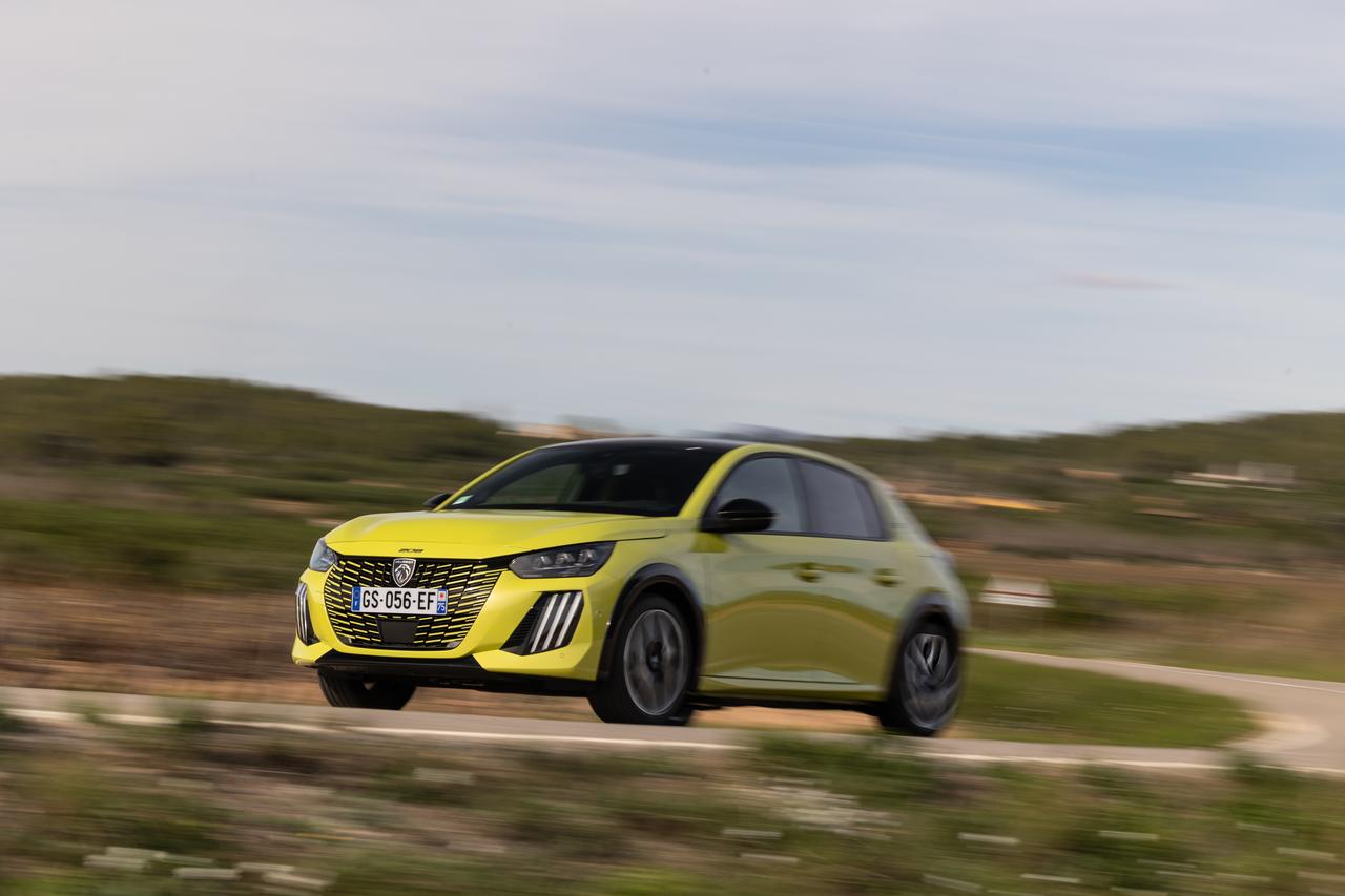 Peugeot vendite Italia gennaio 2024
