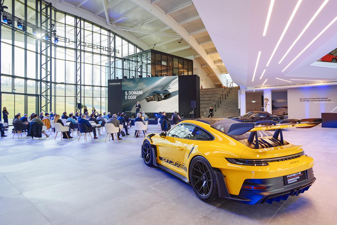 Porsche Italia vendite 2023