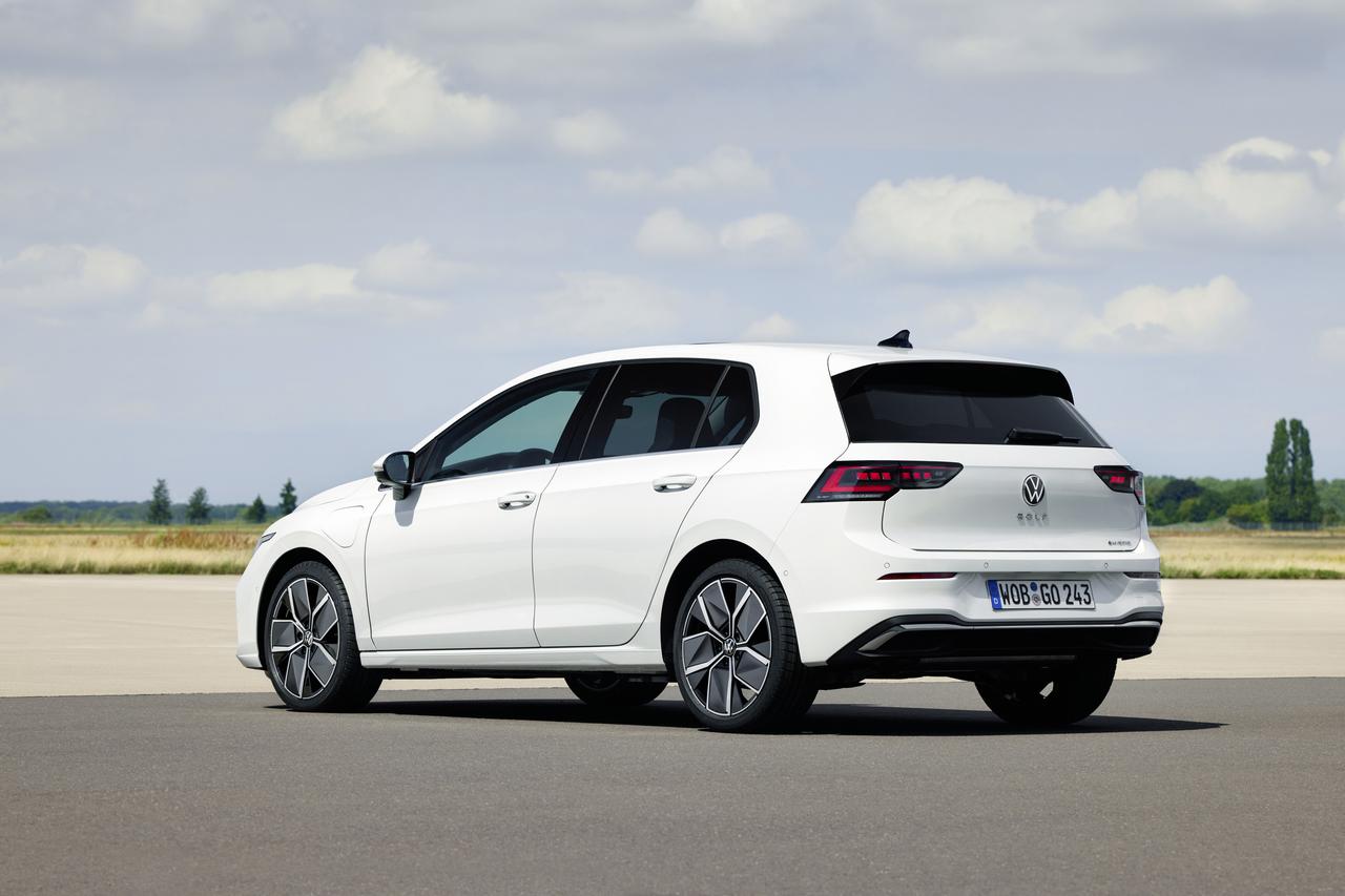 Volkswagen Golf 2025 Italia