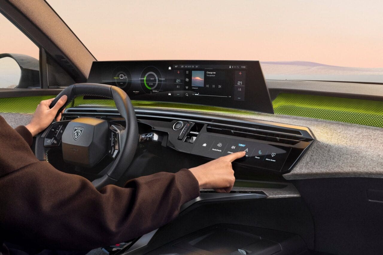 Nuova Peugeot 5008 interni