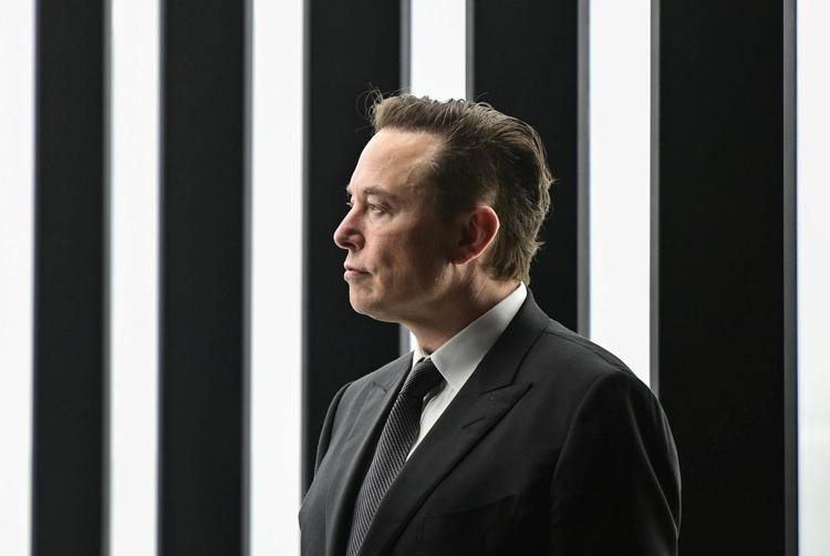 musk prezzi tagliati tesla model 3