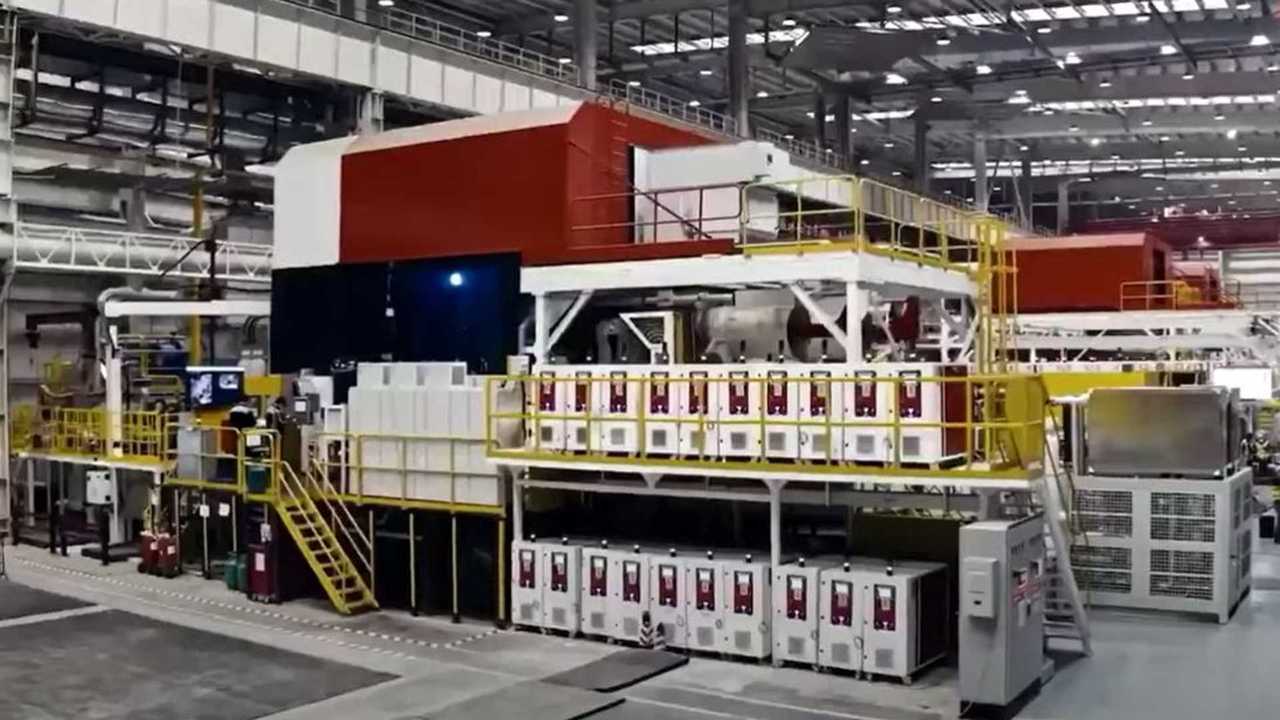giga press