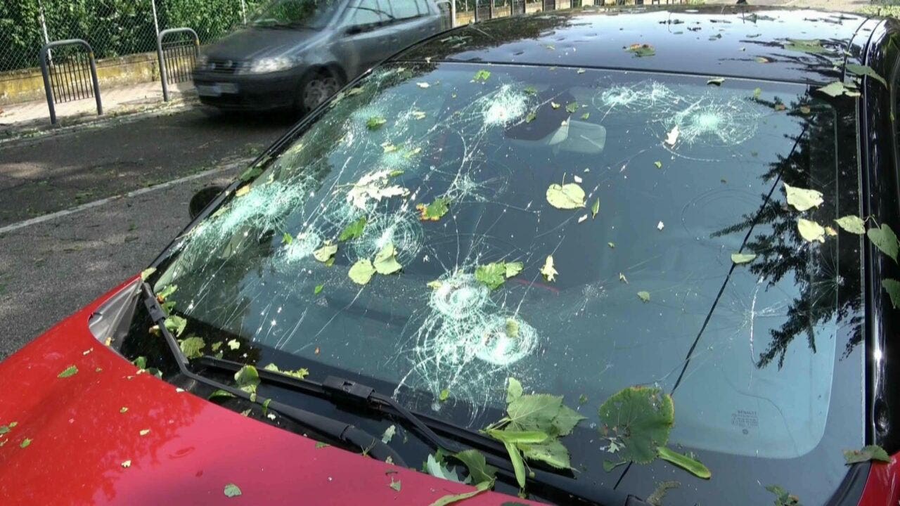 danni auto grandine meteo