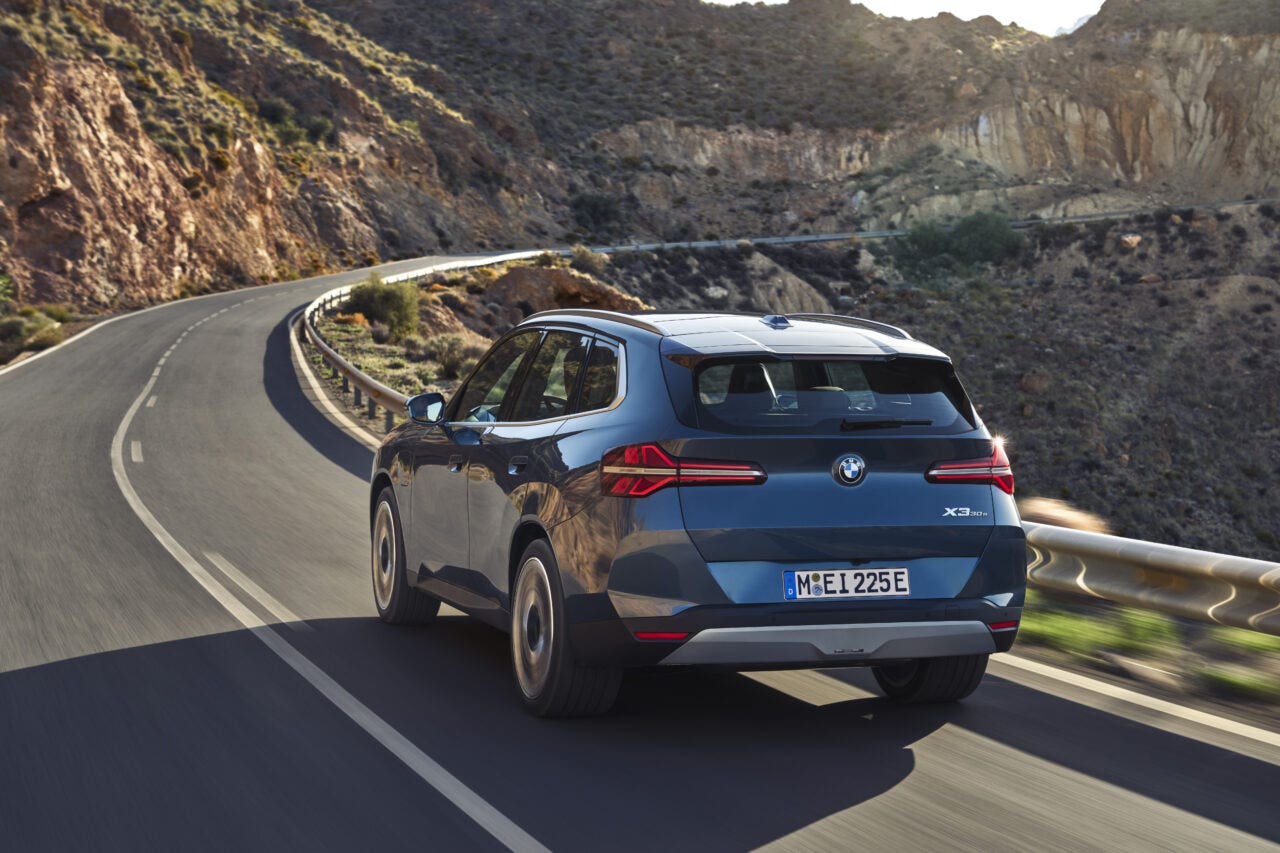 bmw x3 dietro